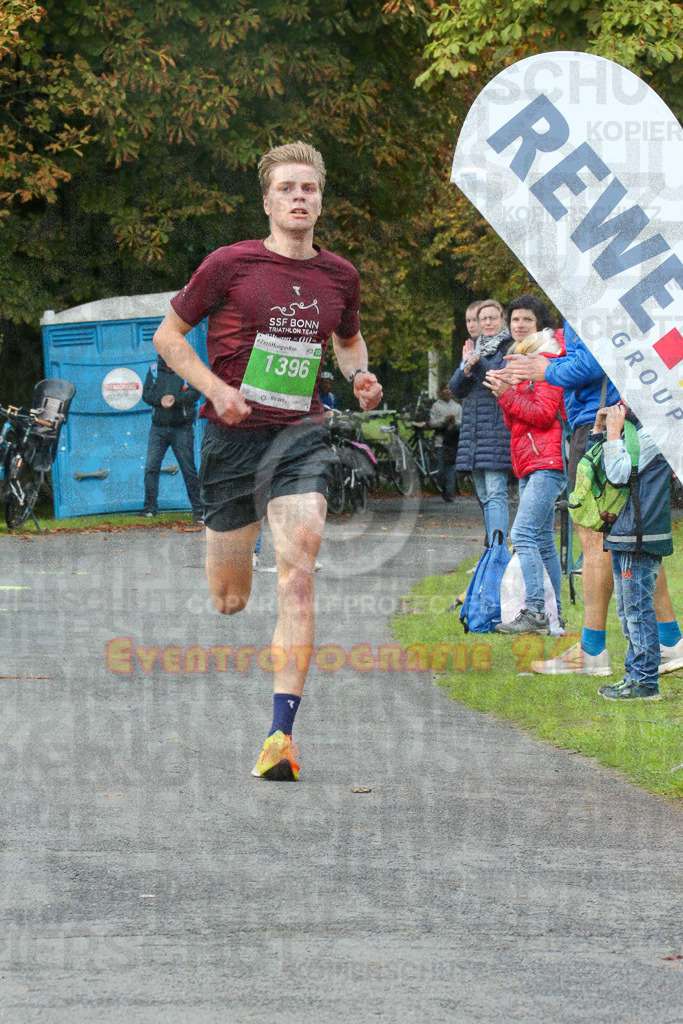 220925_1127_EX1_7504 | Sportfotografie im Rhein-Sieg Kreis, Köln, Bonn, NRW, Rheinland Pfalz, Hessen, etc. Unser Tätigkeitsfeld umfasst den Laufsport vom Volkslauf über den Marathon, Duathlon, Triathon bis zum Ultralauf wie Kölnpfad Ultra oder Schindertrail.