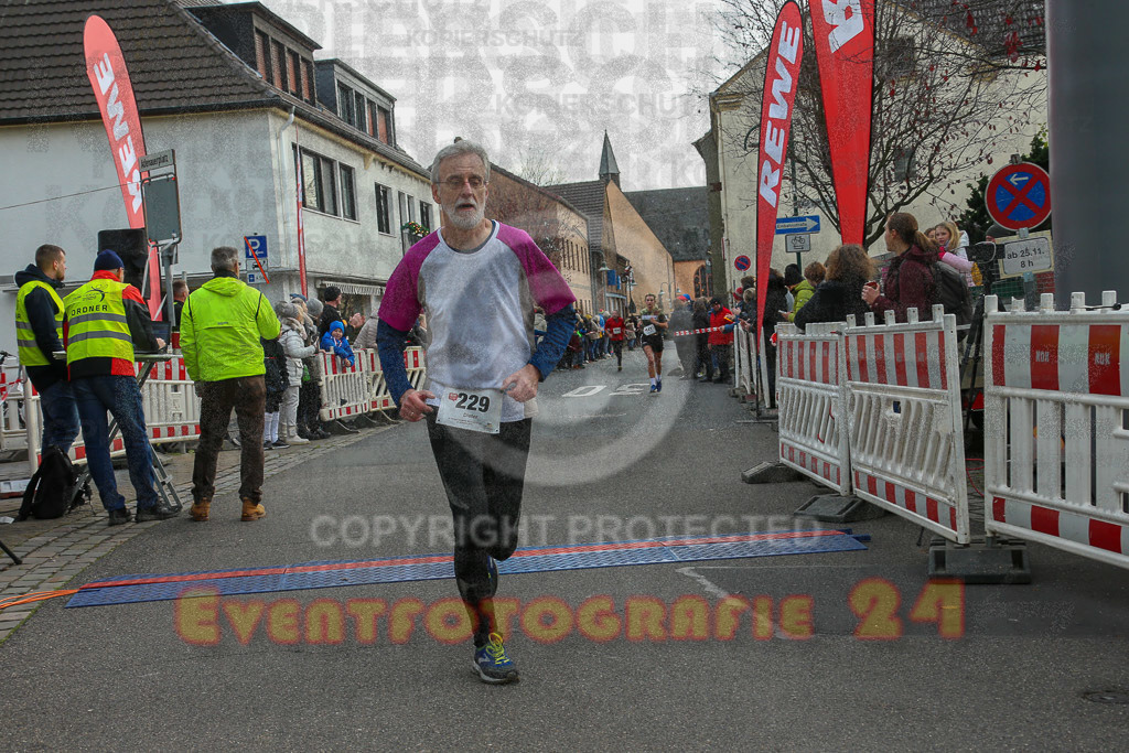 221127_1220_EX1_2504 | Sportfotografie im Rhein-Sieg Kreis, Köln, Bonn, NRW, Rheinland Pfalz, Hessen, etc. Unser Tätigkeitsfeld umfasst den Laufsport vom Volkslauf über den Marathon, Duathlon, Triathon bis zum Ultralauf wie Kölnpfad Ultra oder Schindertrail.