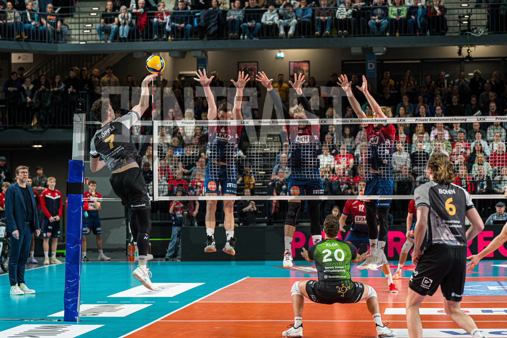 Volleyball I Herren I Saison 2025/2026 I Bundesliga I SVG Lüneburg - Barock Volleys MTV Ludwigsburg | CONTRAST ZERØ MEDIA - Realisiert mit Pictrs.com