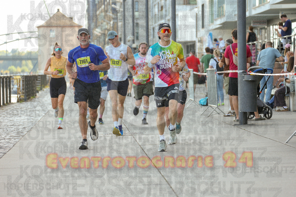 250920_1448_EX1_7609 | Sportfotografie im Rhein-Sieg Kreis, Köln, Bonn, NRW, Rheinland Pfalz, Hessen, etc. Unser Tätigkeitsfeld umfasst den Laufsport vom Volkslauf über den Marathon, Duathlon, Triathon bis zum Ultralauf wie Kölnpfad Ultra oder Schindertrail.