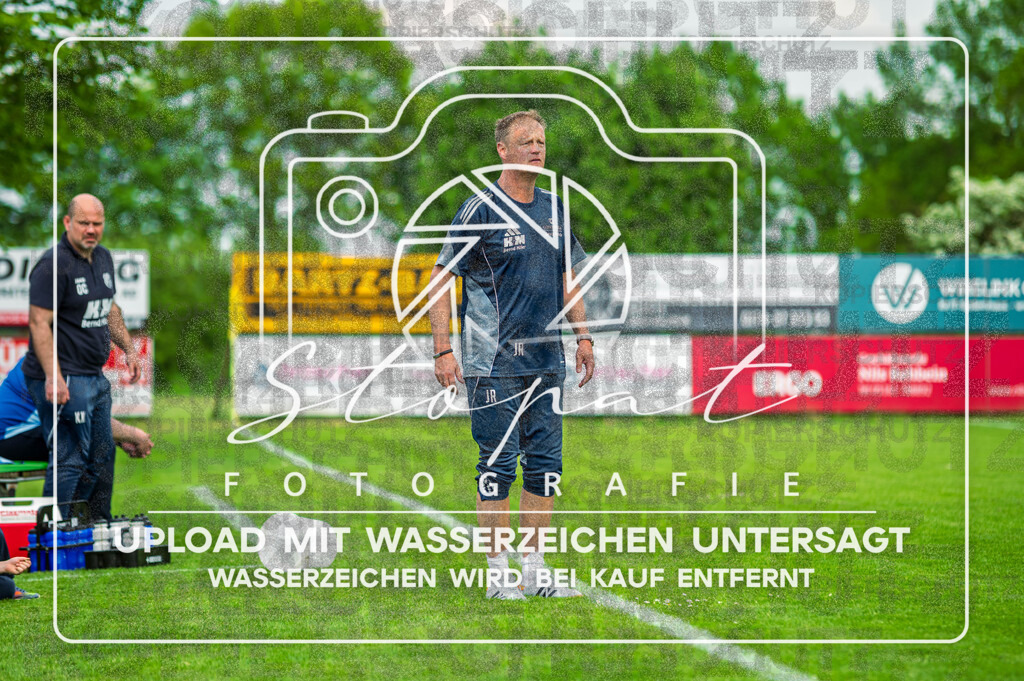Kreisliga Herren HK - FG Fulde-Stellichte vs. Germania Walsrode | Jesco Rohde; Kreisliga Herren HK - FG Fulde-Stellichte vs. Germania Walsrode am 10.05.26 in Fulder Zentralstadion, Fulde - Realisiert mit Pictrs.com