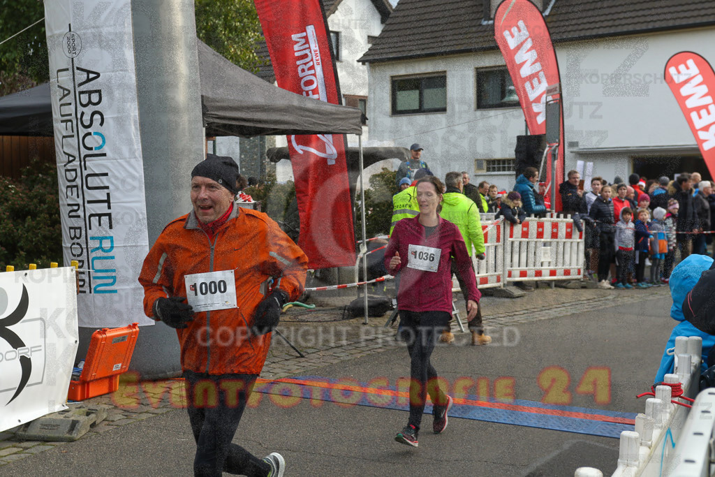 221127_1055_EV9_1490 | Sportfotografie im Rhein-Sieg Kreis, Köln, Bonn, NRW, Rheinland Pfalz, Hessen, etc. Unser Tätigkeitsfeld umfasst den Laufsport vom Volkslauf über den Marathon, Duathlon, Triathon bis zum Ultralauf wie Kölnpfad Ultra oder Schindertrail.