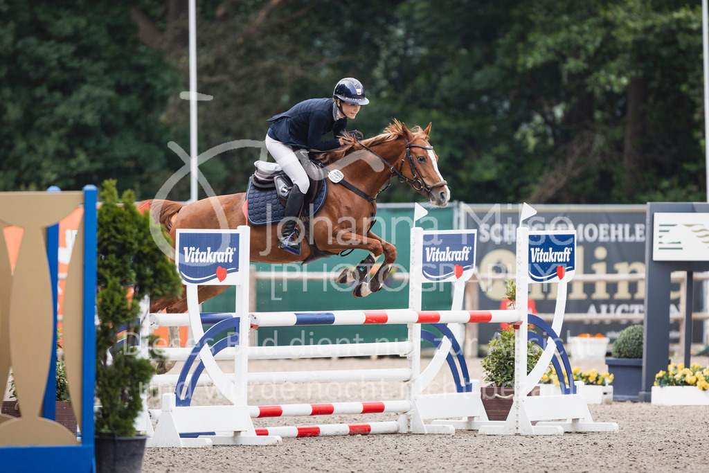 250610_Mühlen_SprPf-A2-231 | Deine schönsten Turniermomente als professionelle Fotos! Entdecke hochwertige Pferdesport-Fotografie im Online-Shop. Jetzt Fotos finden & bestellen!