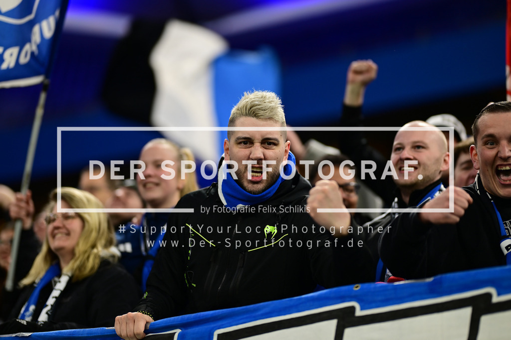 Fußball I Frauen I Saison 2025-2026 I DFB-Pokal I Achtelfinale I Hamburger SV - Bayer 04 Leverkusen I 17221 | Der Sportfotograf. - Realisiert mit Pictrs.com