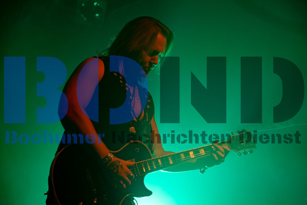 SES_NURDIO20250102-58 | bond - Realisiert mit Pictrs.com