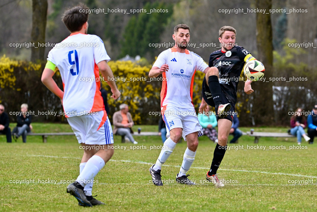 SV Rothenthurn vs. FC Dölsach | #9 Philipp Hochegger FC Dölsach, #24 Pascal Obergantschnig FC Dölsach, #13 Thomas Klingbacher SV Rothenthurn, SV Rothenthurn vs. FC Dölsach, SV Rothenthurn vs. FC Dölsach am 04.04.2026 in Rothenthurn (Sportplatz Rothenthurn), Austria, (Photo by Bernd Stefan)