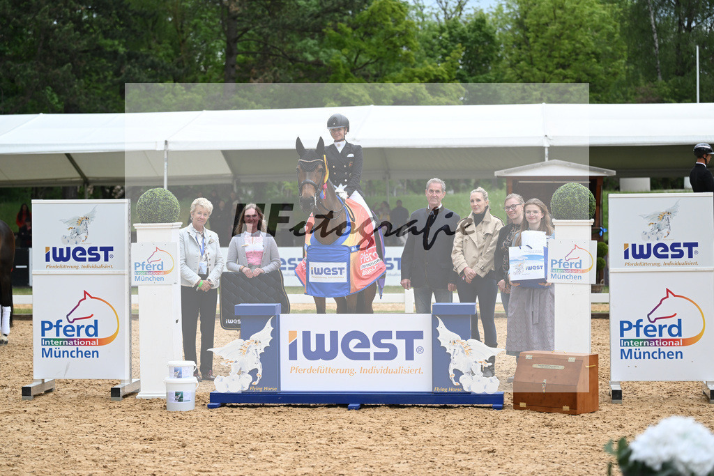 von Bredow-Werndl_Times Kismet_26266614 | hf-fotografie - Realisiert mit Pictrs.com