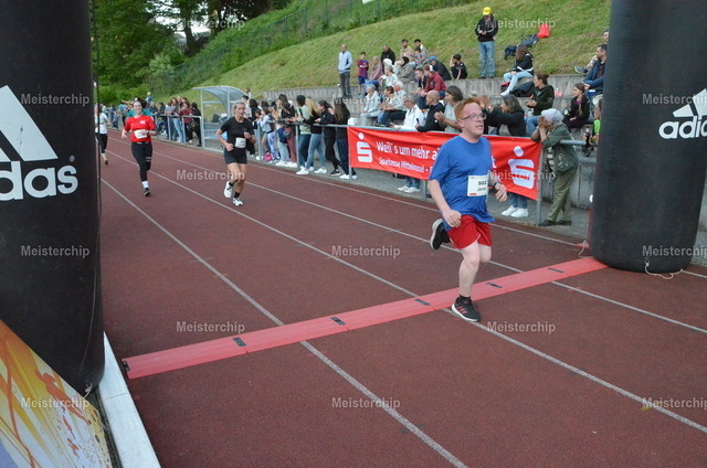 19-35-35_ | Meisterchip Fotoshop - Realisiert mit Pictrs.com