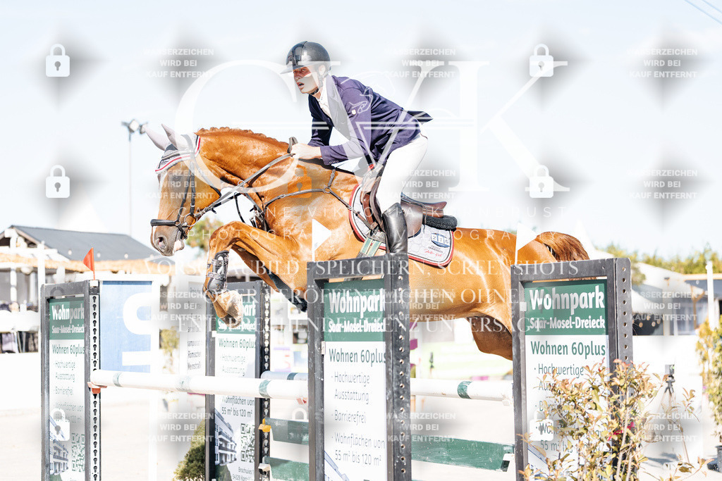 CK904317 | Turnierfotografie Pferdefotografie Trier Rheinland-Pfalz Pferdesport Reitsport Tierfotografie Sportfotografie Pferdevideo Pferdevideografie Equestrianvideography equestrianphotography  - Realisiert mit Pictrs.com