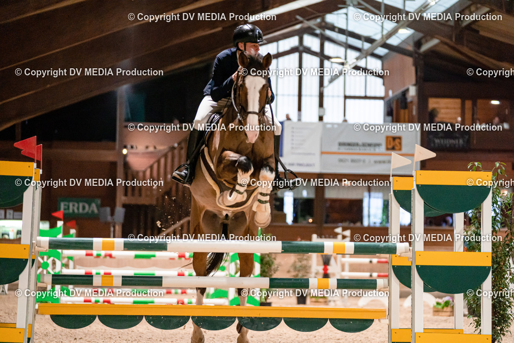 Springen Tag 1-831 | dv-media-shop - Realisiert mit Pictrs.com