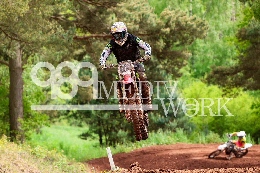 5E6A0654 | 989 MEDIAWORK