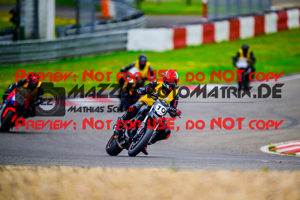 MaZZes_FotoMatrix_240717_6007705_7905 | INST