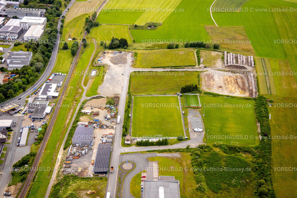 Erndtebrueck240709711 | Luftbild, Sportplatz Schameder und Wiesenfelder, Schameder, Erndtebrück, Kreis Siegen-Wittgenstein, Nordrhein-Westfalen, Deutschland