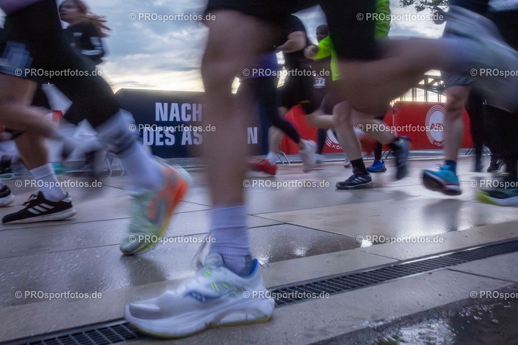 23. ASV Nachtlauf; Koeln, 13.05.26 | Impressionen vom 23. ASV Nachtlauf am 13.05.26 am Tanzbrunnen in Koeln. Foto: BEAUTIFUL SPORTS/Leah Kohring