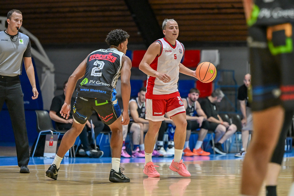 rsk_067 | Fotos von Basketballspielen aus dem Raum NRW fotografiert von Gero Mueller-Laschet und Daniel Schaefer - Realisiert mit Pictrs.com