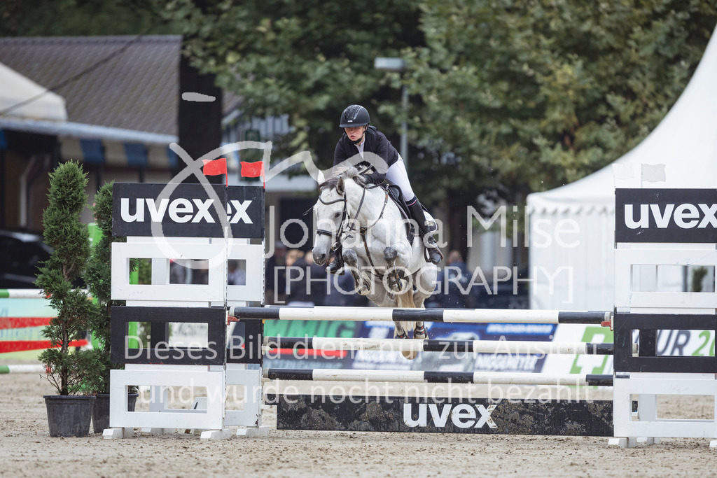 240913_OWLCh_AmateurS-325 | Deine schönsten Turniermomente als professionelle Fotos! Entdecke hochwertige Pferdesport-Fotografie im Online-Shop. Jetzt Fotos finden & bestellen!