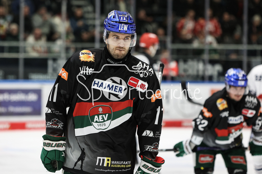 Augsburger Panther - EHC RB München | wieder zurück im Panther Trikot - Mick KOEHLER (AEV #11) / Freisteller / Einzelfoto