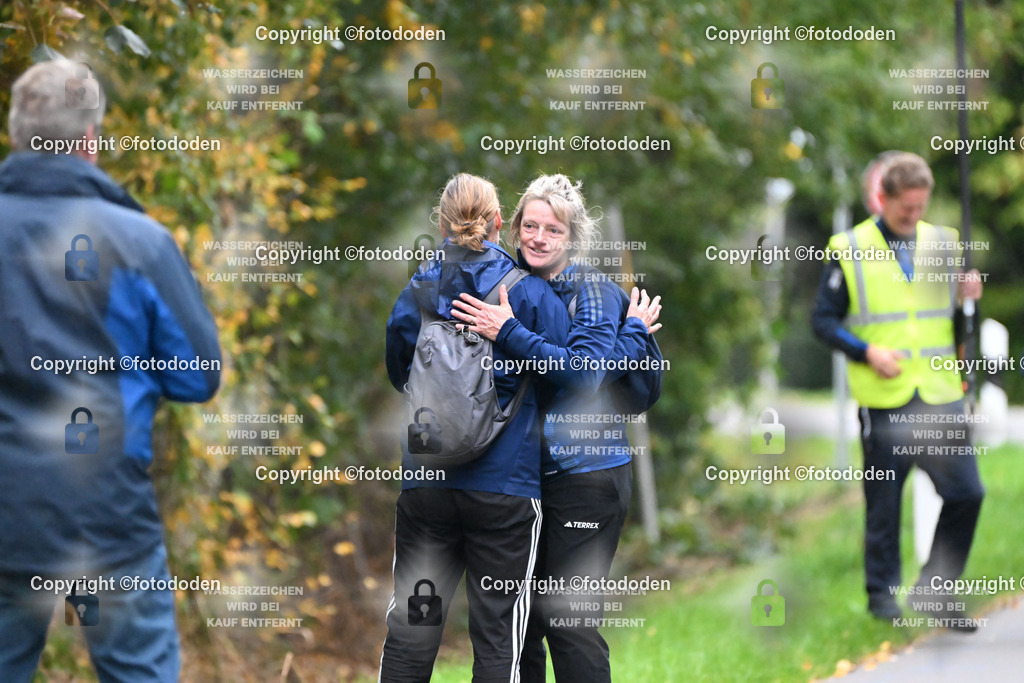 DSC_0716 | Heidi Hinrichs Reepsholt freut sich über das knappe Unentschieden. 