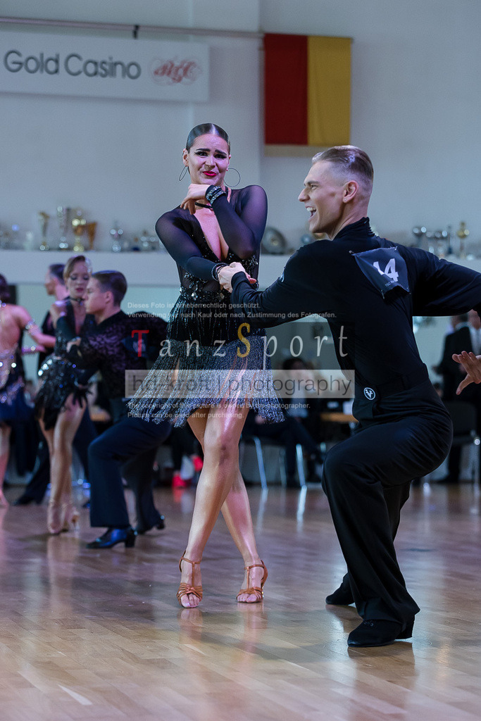 20240615_DM-HGR-Kombi_10847 | Tanzsportbilder, Standardtanz, Lateintanz, WDSF, DTV, LTVB, dancecomp, goc, hessen tanzt, blaues band der spree, walzer, tango, wiener walzer, slowfox, quickstepp, samba, rumba, cha-cha-cha, paso doble. jive, hd-kroft photography, turniertanzsport