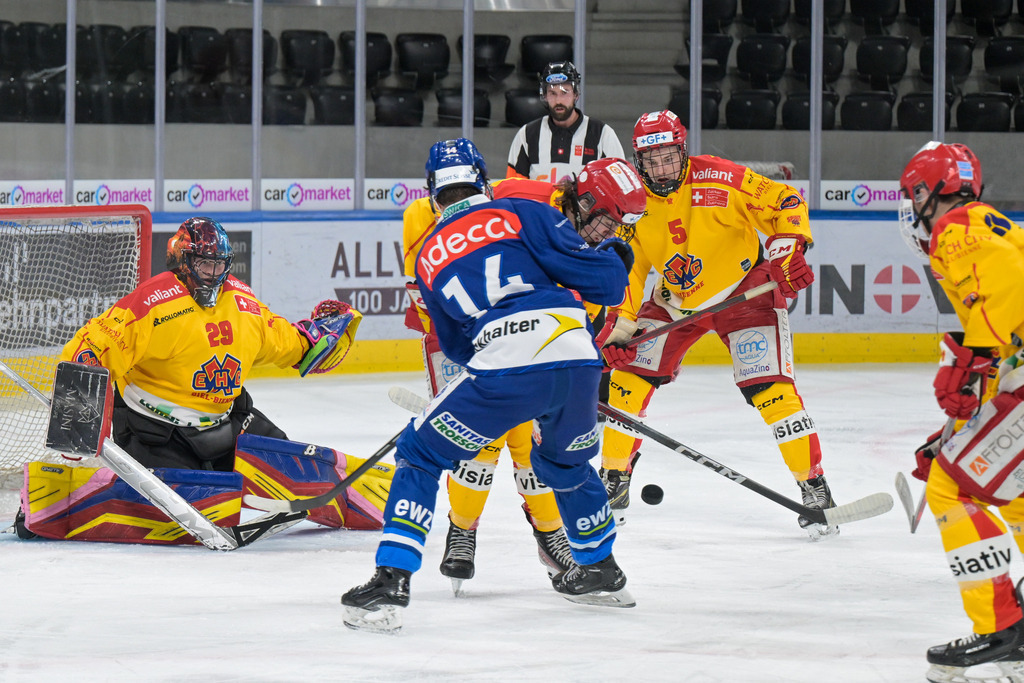 ZSC Lions vs EHC Biel-Bienne Esprit - 30. März 2024 | ZSC Lions vs EHC Biel-Bienne Esprit
Swiss Life Arena, Zürich

Bild: Sportfotografie Markus Aeschimann | www.markus-aeschimann.ch - Realisiert mit Pictrs.com