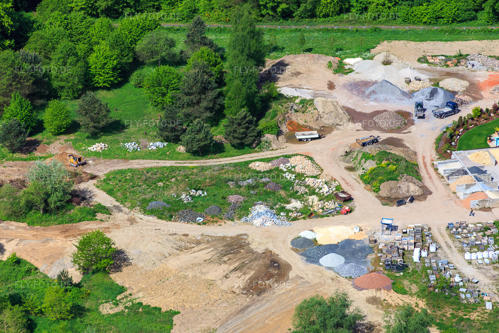 Luftbild: Palatinum Landschafts u. Gartendesign in Hagenbach im Bundesland Rheinland-Pfalz in Deutschland. Foto: IMG_078417.jpg vom 08.05.2015 durch Werner Riehm/FLY-FOTO.dePalatinum