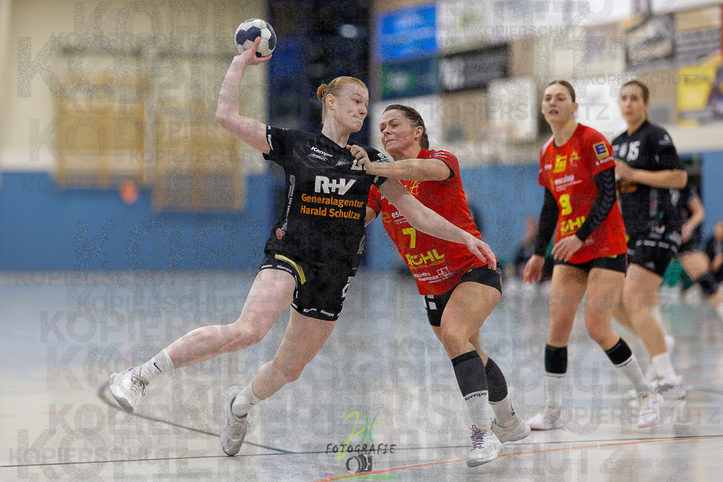 Frauen Regionalliga (HHV); HSG Wettenberg - HSG Twistetal | Frauen Regionalliga (HHV); HSG Wettenberg - HSG Twistetal am 08.11.2025 in Launsbach (Wettenberg) (Halle GS Launsbach (Wettenberg))Photo © 2025 - Jörg Heinrich - Realisiert mit Pictrs.com
