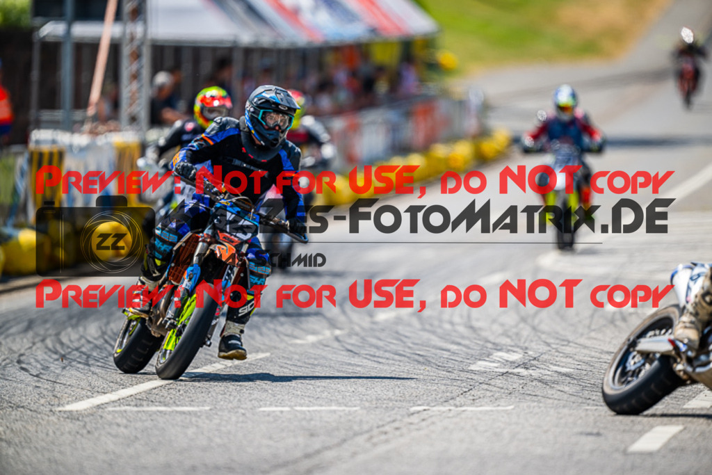 MaZZes_FotoMatrix_230609_0442 | UE40