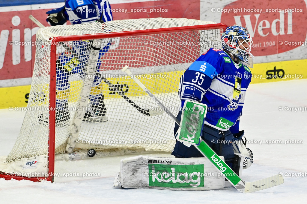 EC IDM WÄRMEPUMPEN VSV vs. EC Red Bull Salzburg | #35 Cannata Joe EC VSV,EC IDM WÄRMEPUMPEN VSV vs. EC Red Bull Salzburg, EC IDM WÄRMEPUMPEN VSV vs. EC Red Bull Salzburg am 17.01.2025 in Villach (Stadthalle Villach), Austria, (Photo by Bernd Stefan)