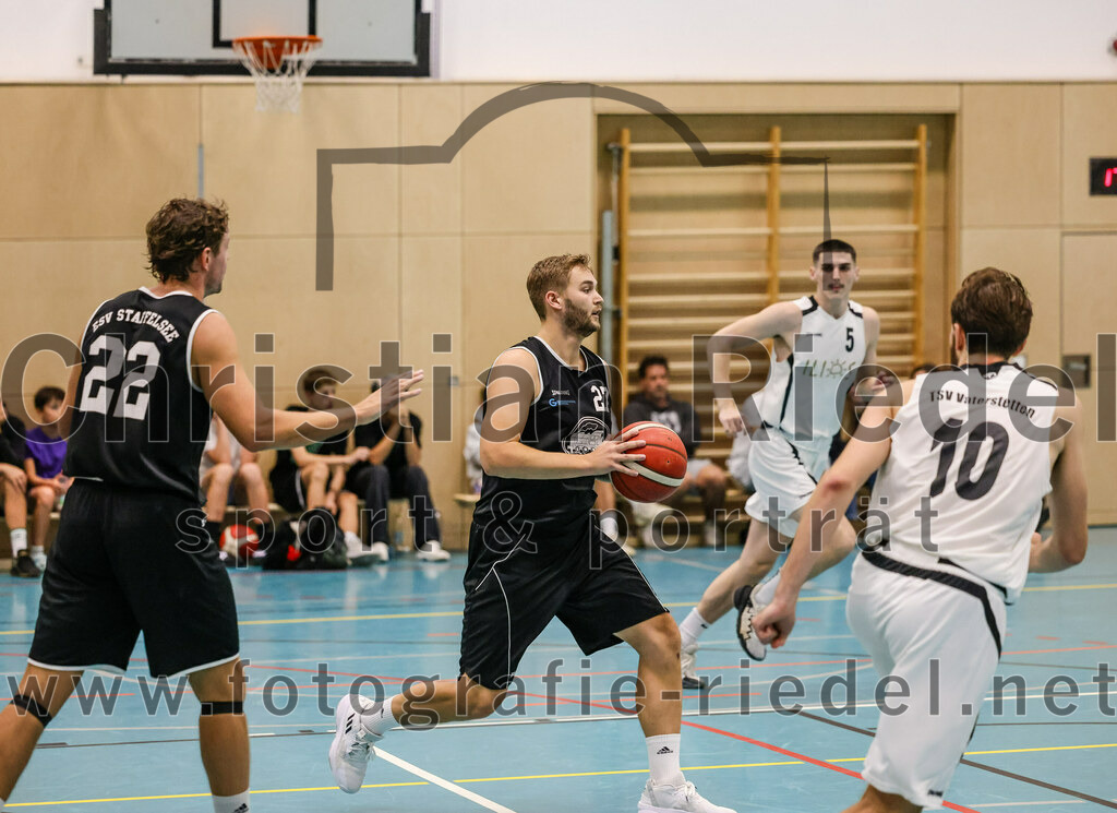 2023-10-08_055_TSV_Vaterstetten_gegen_ESV_Staffelsee | Vaterstetten, Deutschland, 08.10.2023:
Basketball, Bayernliga Herren Süd 2023 / 2024, 3. Spieltag, TSV Vaterstetten gegen ESV Staffelsee, Endergebnis: 62:90

Foto: Christian Riedel / fotografie-riedel.net