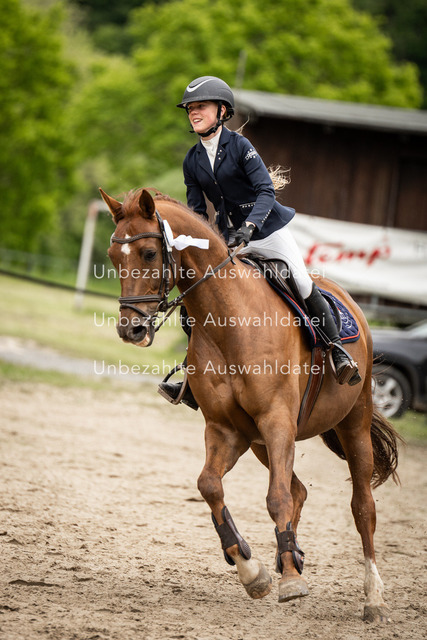 Bad_Meinberg_01363 | saradresslerfotografie - Realisiert mit Pictrs.com