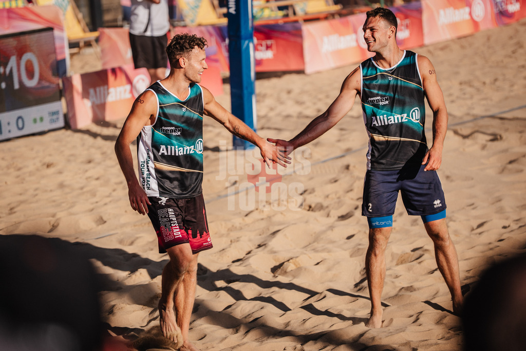 Beachvolleyball | Männer | Allianz German Beach Tour 2025 | Tourstop Düsseldorf | 09.05.2025 | v.l. Eric Stadie-Seeber und Daniel Kirchner