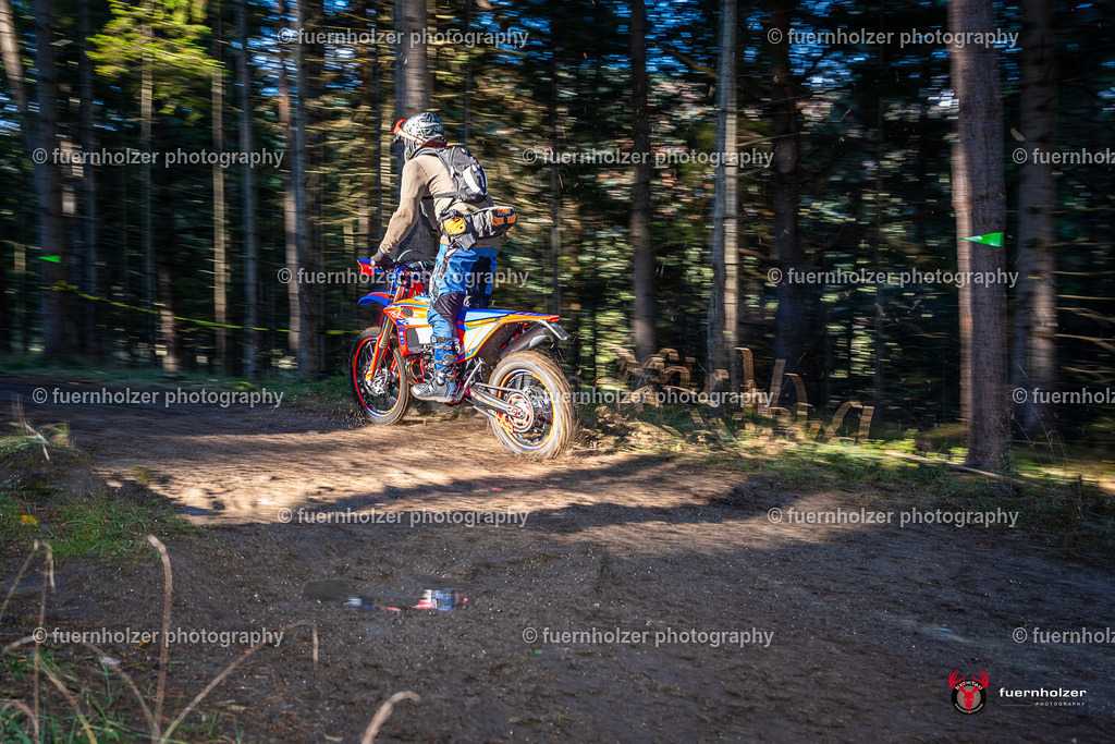 fuernholzer_251026-C1-107 | Fotografische Impressionen von der Red Stag Enduro Extreme by fuernholzer-photography.com. Endurosport in Österreich fotografisch festgehalten von fuernholzer. Auftragsfotografie für Private, Gewerbefotos und Industriefotografie. Eventfotografie, Sportfotografie und Motorsportfotografie. Anbieter von Fotoworkshops, Fototraining, fotografischen Vorträgen und Fotoseminaren.