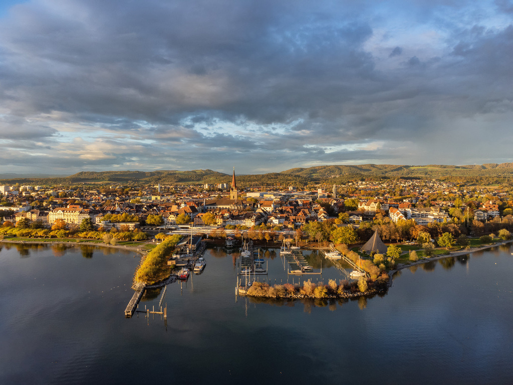 Radolfzellbilder_00267 | Die Stadt Radolfzell im Abendlicht - Realisiert mit Pictrs.com