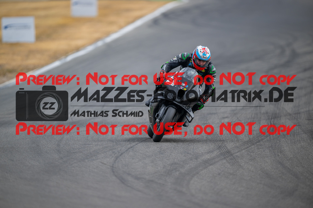 MaZZes-Fotomatrix-20260809-586701 | R1