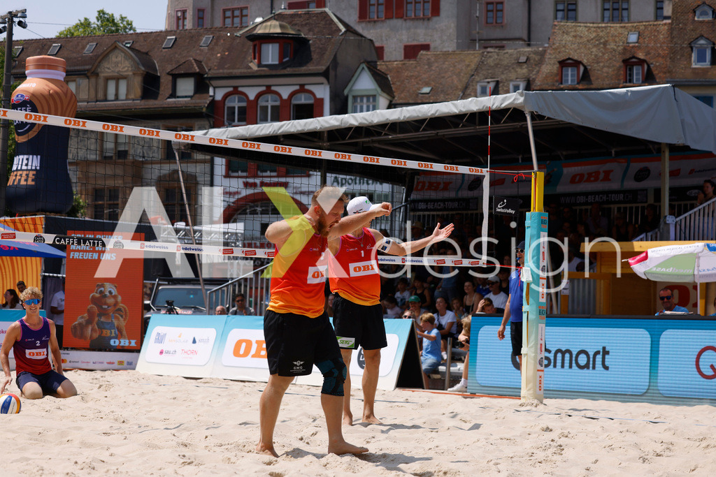 Obi BeachTour 2026 - Basel | BASEL, SWITZERLAND - JULY 19: LAURENZ LEITNER (AUT) and MORITZ KINDL (AUT) during the Obi BeachTour 2026 match between LEITNER / KINDL (AUT) and BREER / KÄLIN (SUI) at Barfüsserplatz on July 19, 2026 in Basel, Switzerland. - Realisiert mit Pictrs.com