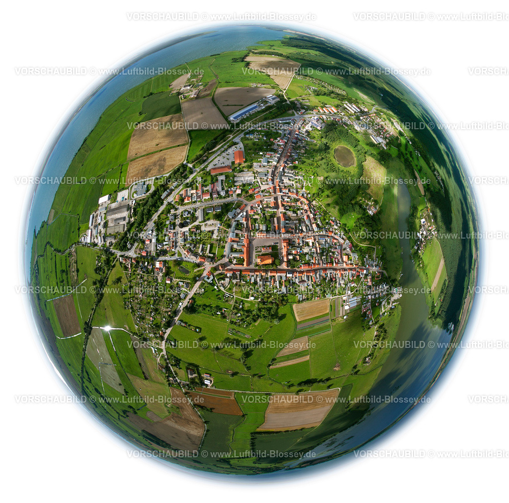 Usedom12083878Usedom2 | Ortskern, St.-Marien-Kirche, Backsteinkirche, Markt Usedom,  Usedom, Ostsee, Usedom, Ostseeküste, Mecklenburg-Vorpommern, Deutschland, Europa