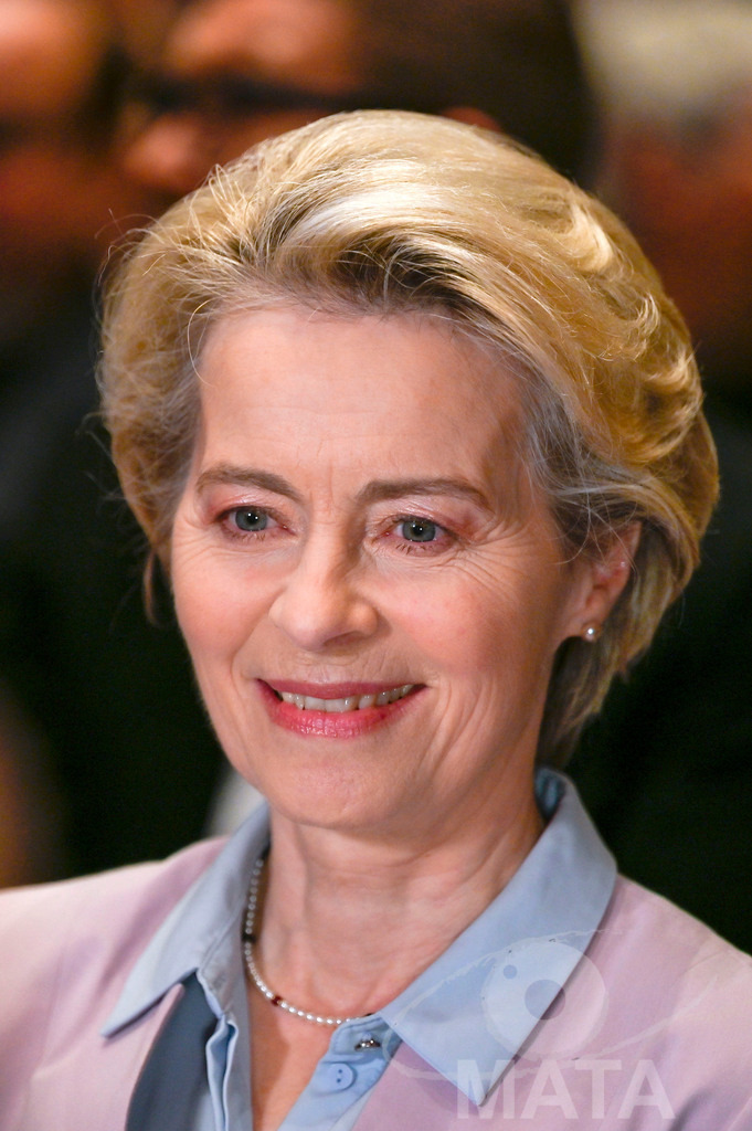 _DWI0378 | Politikerin Ursula von der Leyen beim CDU-NRW Neujahrsempfang in Düsseldorf. Düsseldorf, 28.01.2023 - Realisiert mit Pictrs.com