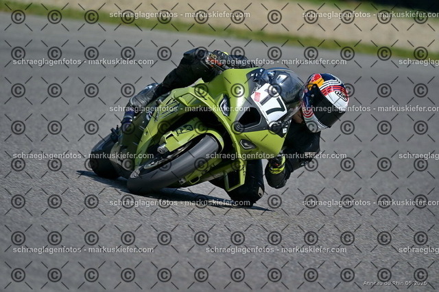 26BT02-1205 | markuskiefer.com - Realisiert mit Pictrs.com