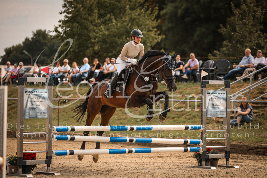 27.SaSpMA00027 | Leoni Ertmer Photography - Realisiert mit Pictrs.com