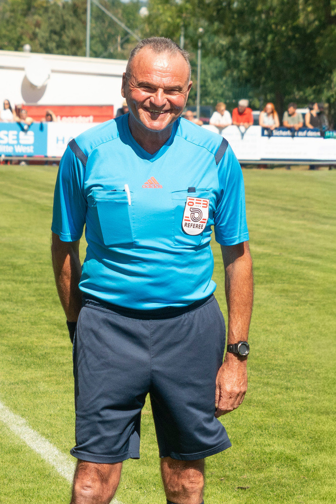 Spiel-0040_Legenden ASK-RAPID | Fotodoku 80 Jahre ASK-Loosdorf: Legendenmatch ASK-Loosdorf - Rapid WIENSponsoren, Mannschaften, Begrüßung, Interviews, das Spiel, Besucher, Fans, Stimmung.