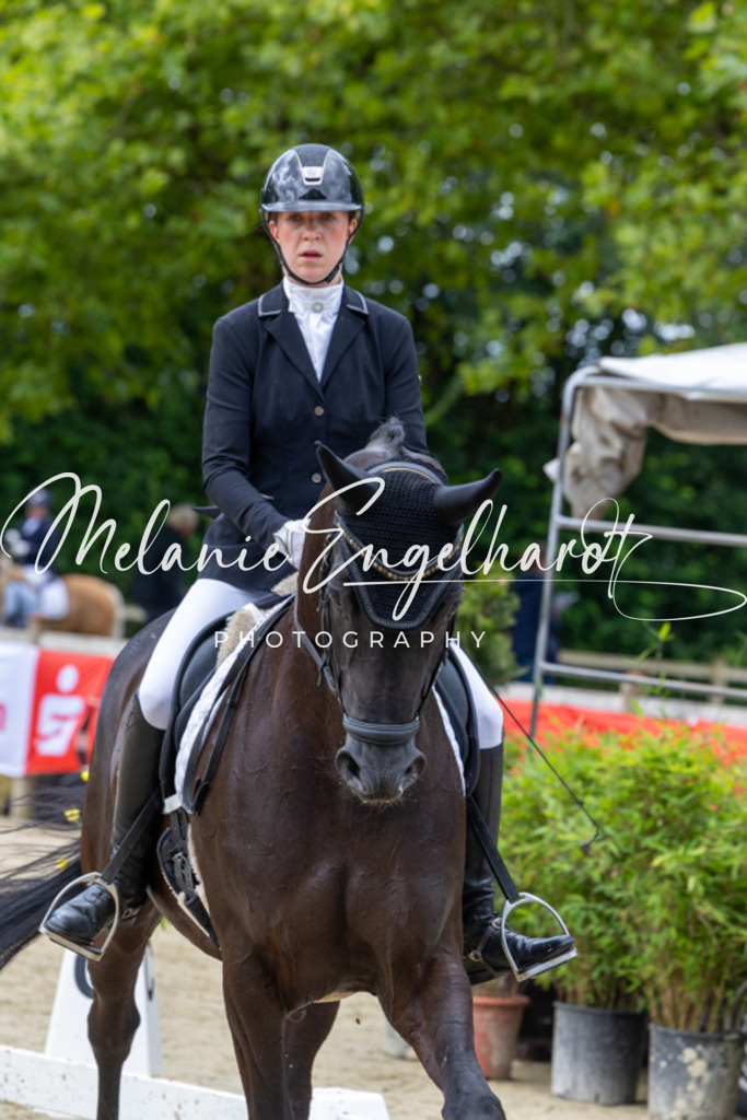 7I8A4425 | melanie-engelhardt-photography - Realisiert mit Pictrs.com