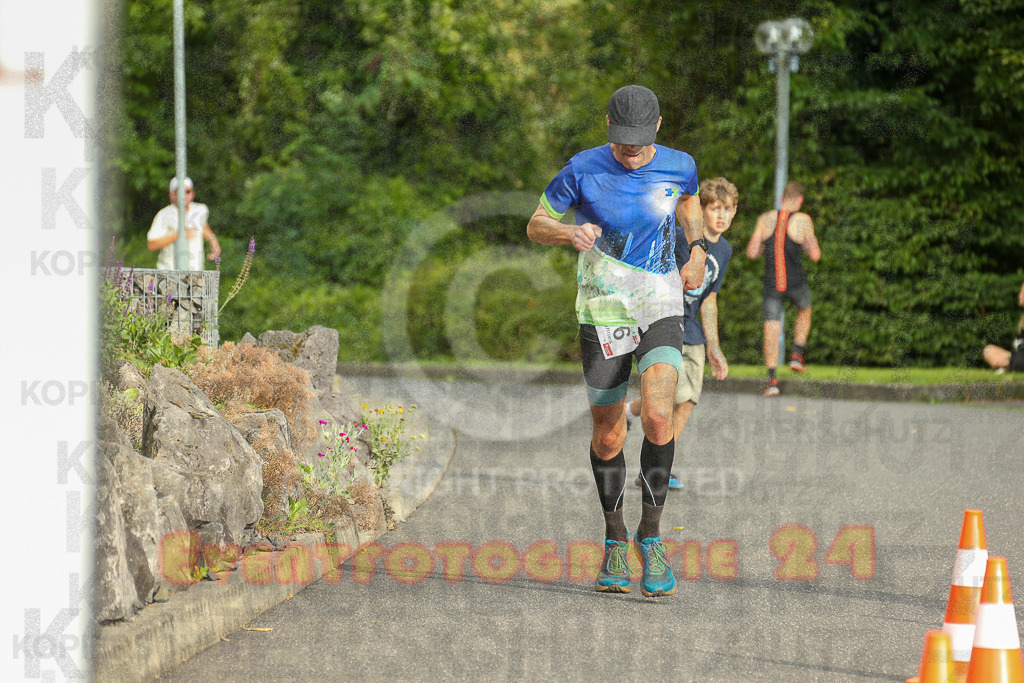 250801_1901_EX1_6886 | Sportfotografie im Rhein-Sieg Kreis, Köln, Bonn, NRW, Rheinland Pfalz, Hessen, etc. Unser Tätigkeitsfeld umfasst den Laufsport vom Volkslauf über den Marathon, Duathlon, Triathon bis zum Ultralauf wie Kölnpfad Ultra oder Schindertrail.