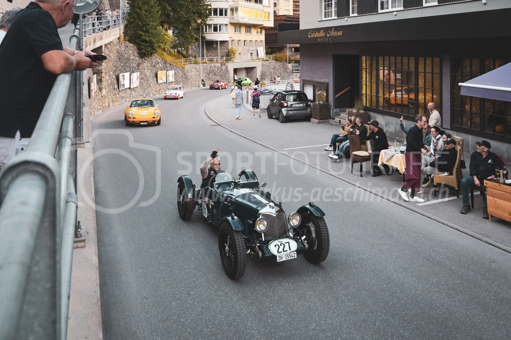 21. Arosa ClassicCar 2025 - 4. September 2025 | Martin Siebenmann aus Zumikon (SUI) in einem Riley TT Sprite aus dem Jahre 1931 mit Startnummer 227 am Arosa ClassicCar 2025 in der Kategorie Classic Trophy..@arosaclassiccar, @arosa.official, #arosaclassiccar, #arosa, #76curves, #classiccar, Bild: Sportfotografie Markus Aeschimann | www.markus-aeschimann.ch - Realisiert mit Pictrs.com