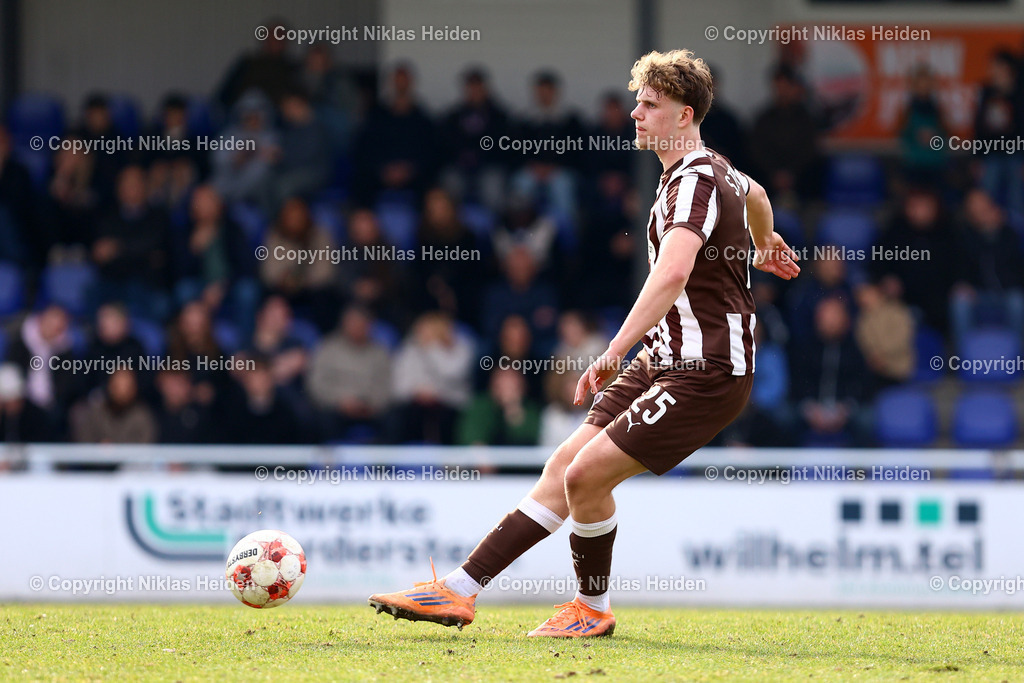 NH_FCEiintrachtNorderstedt_FCStPauliU23_RegionalligaNord_08032026 | #25 Calvin Rahr (FC St. Pauli U23)Fußball I Herren I Regionalliga Nord I Saison 2025-2026 I 25. Spieltag I FC Eintracht Norderstedt - FC St. Pauli I 08.03.2026 I Edmund-Plambeck-Stadion