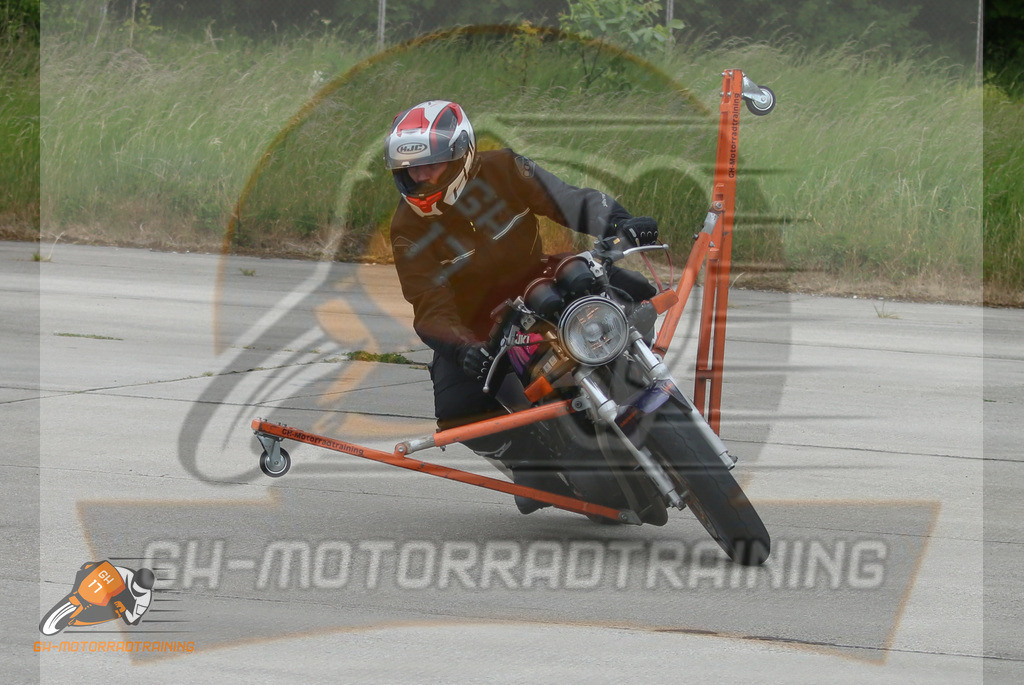 IMG_0076 | gh-motorradtraining-foto.de - Realisiert mit Pictrs.com