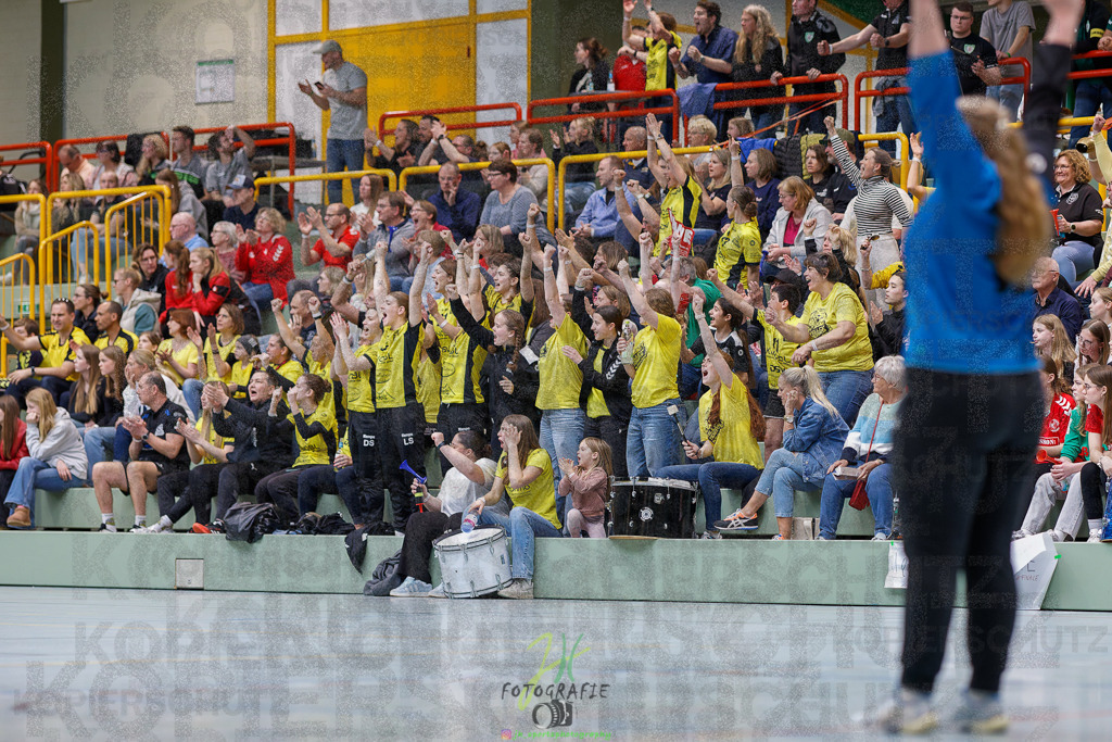 Hessenmeisterschaft wJC - Finale; HSG Kleenheim - HSG Weiterstadt/ Braunsh.Worf. | Hessenmeisterschaft wJC - Finale; HSG Kleenheim - HSG Weiterstadt/ Braunsh.Worf. am 22.03.2025 in Biedenkopf (Sporthalle Lahntalschule)Photo © 2025 - Jörg Heinrich - Realisiert mit Pictrs.com