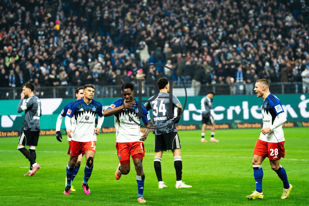 15.Spieltag HSV - SGE_SC-45 | Philipp-Heist - Realisiert mit Pictrs.com