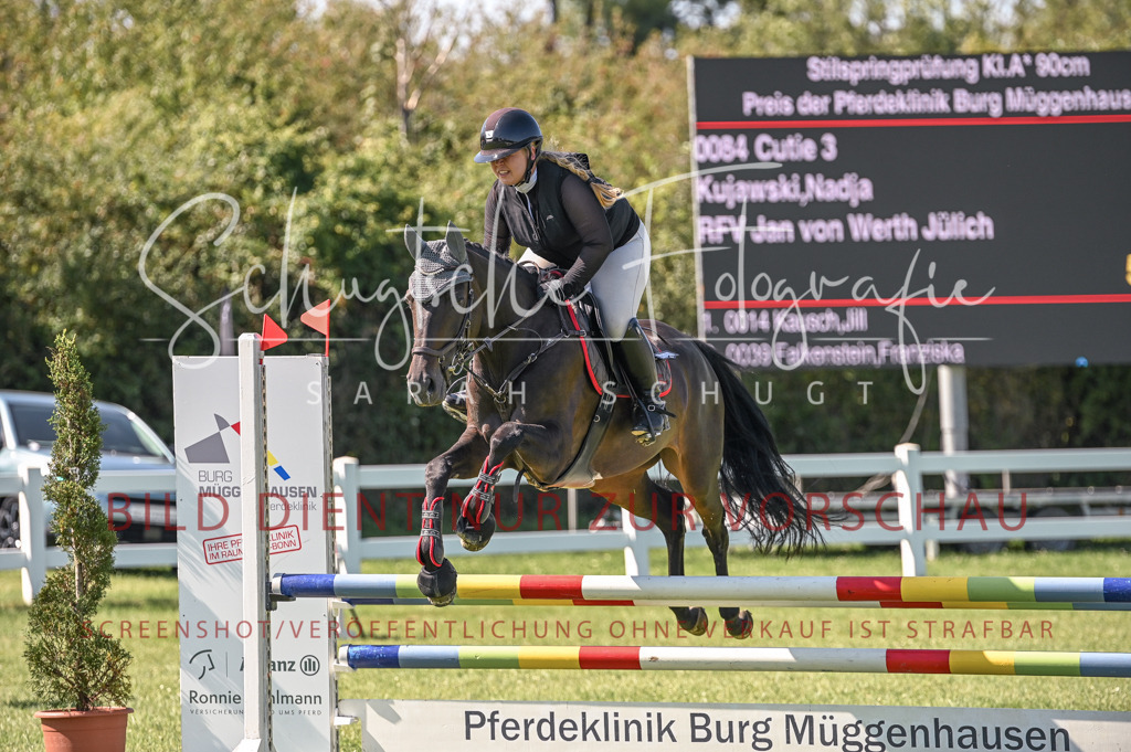 Schugtsche-Düren.2024-06.Stilspringprf.A_-113 | Schugtsche Fotografie - Realisiert mit Pictrs.com