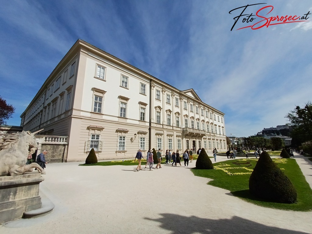 Schloss Mirabell | Mit meiner Kamera halte ich besondere Augenblicke, faszinierende Landschaften und interessante Details fest. Dabei entstehen ganz unterschiedliche Aufnahmen – von stimmungsvollen Landschaftsfotografien und beeindruckenden Drohnenaufnahmen über Pressefotos - Realisiert mit Pictrs.com