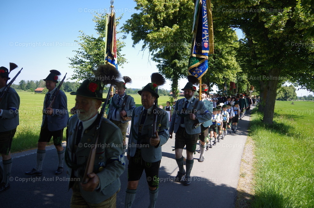 IMGP6301 | fotografiert von Axel PollmannLeonhardi Wallfahrt Benediktbeuern und Murnau, Fronleichnam, Fasching, Landschaft im Loisachtal und Benediktbeuern  - Realisiert mit Pictrs.com